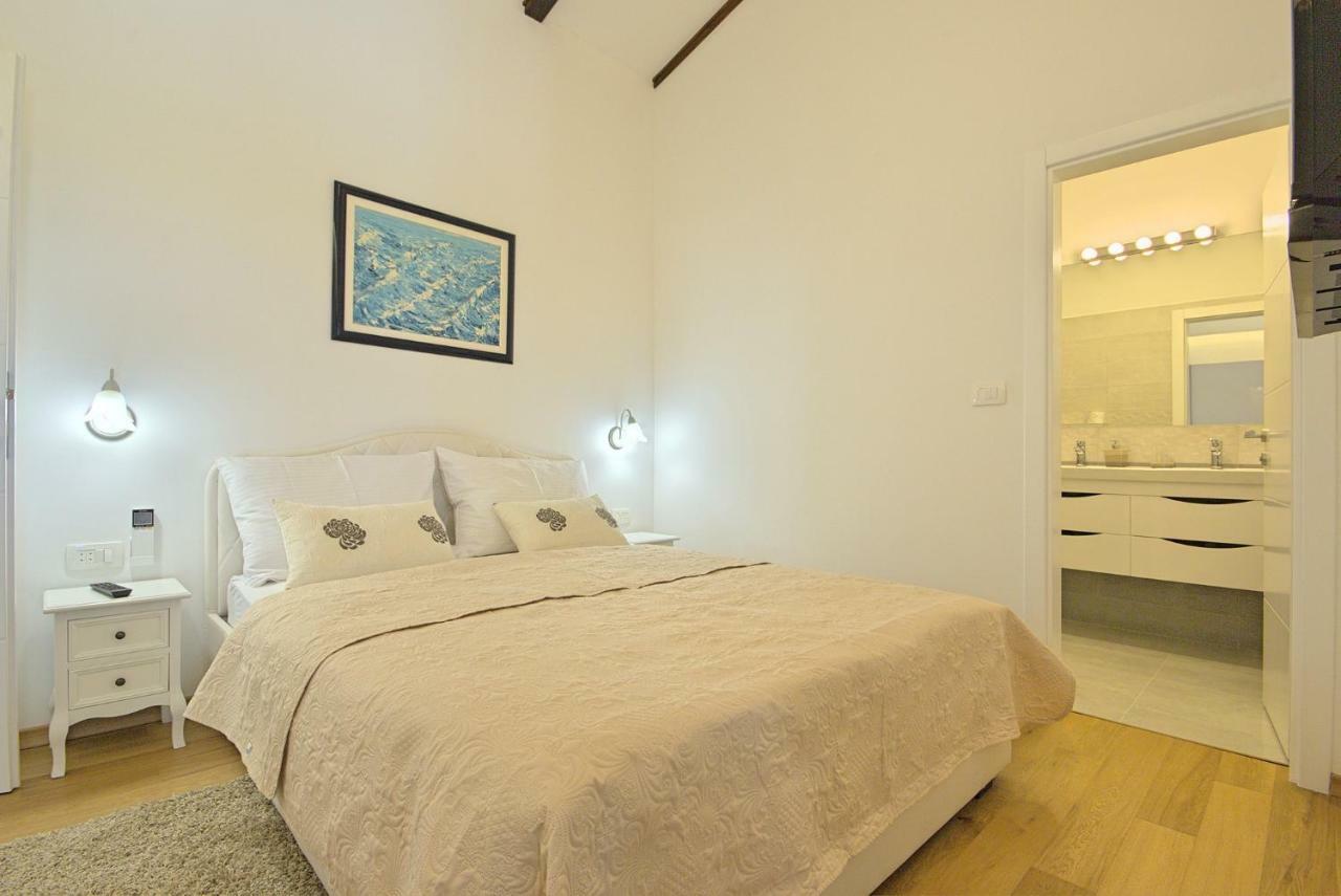 Villa Vespera Rosini Екстериор снимка
