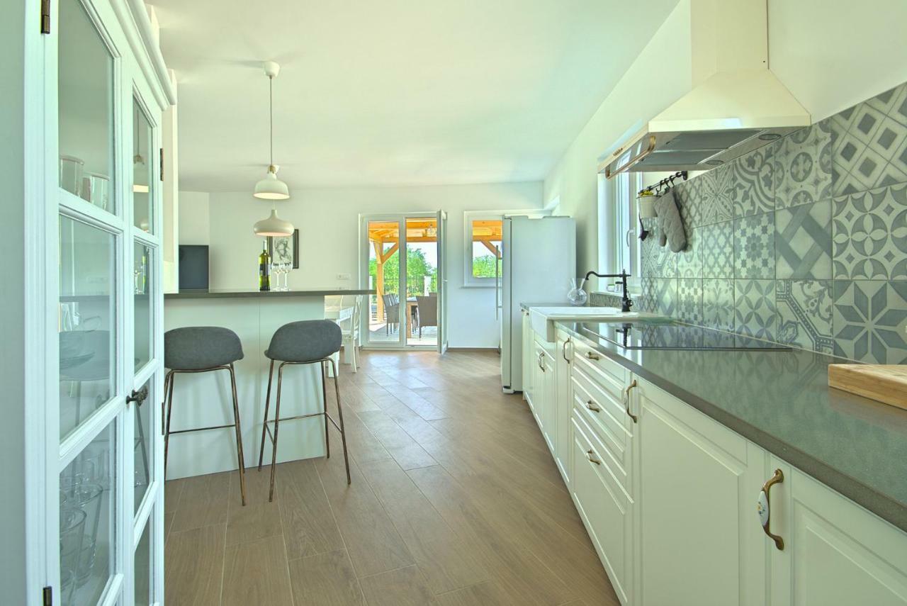 Villa Vespera Rosini Екстериор снимка